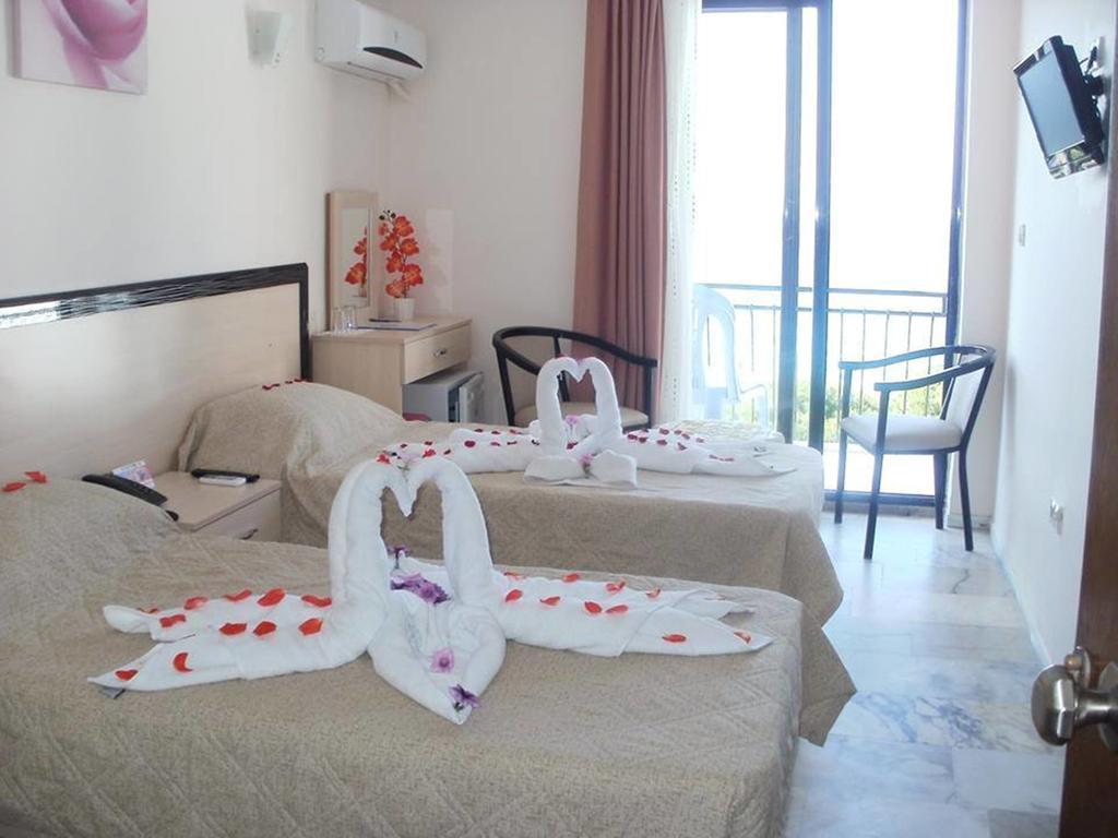 Hotel Melike Kuşadası Buitenkant foto