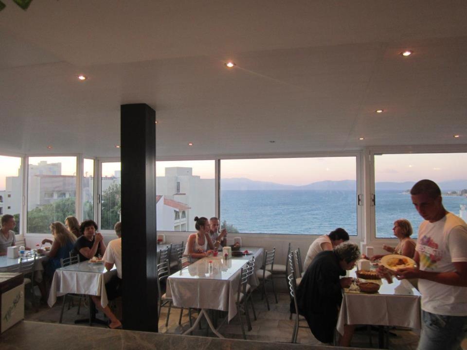 Hotel Melike Kuşadası Buitenkant foto